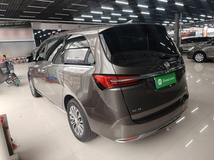 GL8 2023 Facelift Luxury photo 4