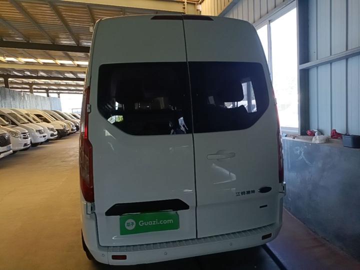 Transit 2019 2.0T Diesel Medium Wheelbase 9-Seater China VI photo 3