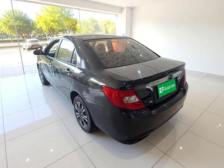 F3 2015 1.5L MT Comfort photo 4