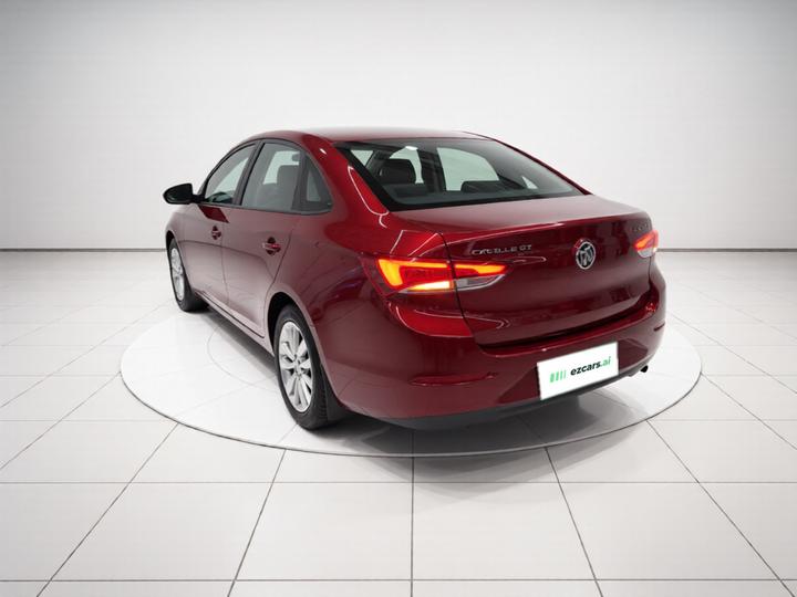 Excelle 2021 Facelift Classic 1.5L AT Elite photo 4