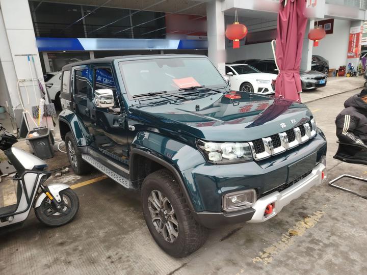 BJ40 2023 2.0T AT AWD photo 3