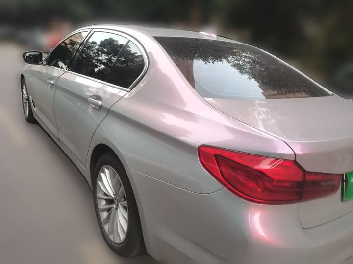5 Series EV 2020 Upgraded 530Le Luxury photo 4