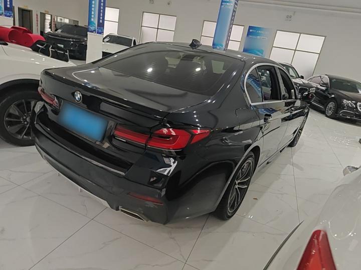 5 Series 2022 Facelift 525Li M Sport Package photo 4