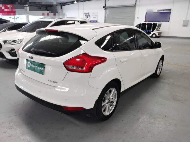 Focus 2017 Hatchback 1.6L AT Fashion photo 4