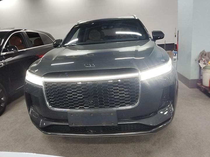 Li Auto ONE 2021 EREV 6-Seater photo 2