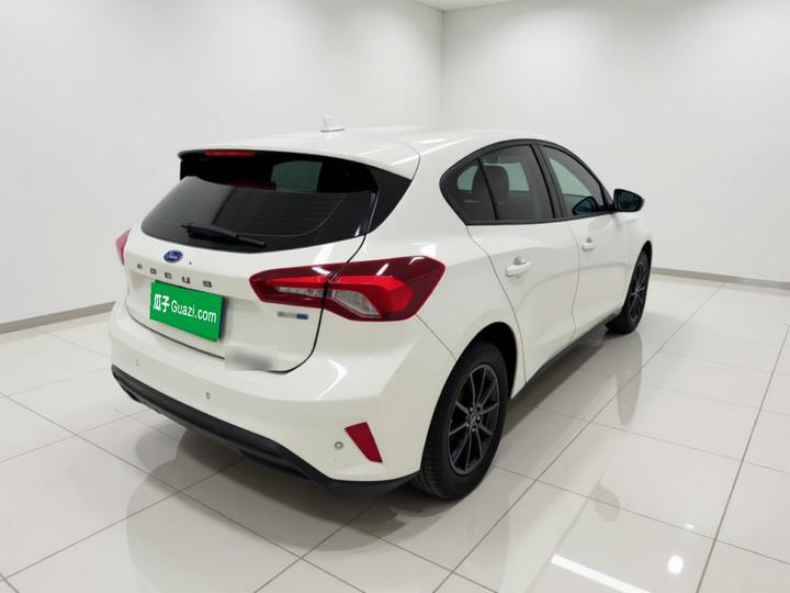 Focus 2022 Hatchback EcoBoost 180 AT photo 6