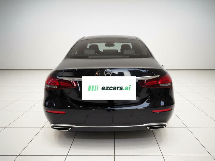 E-Class 2023 Facelift E 260 L photo 5