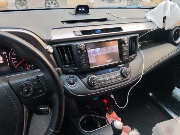 RAV4 2016 2.0L CVT RWD China V photo 5