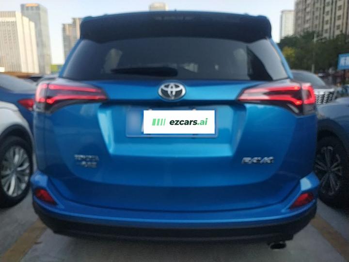 RAV4 2016 2.0L CVT RWD Comfort China V photo 3