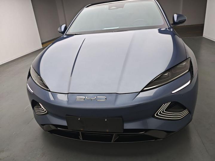Seal 2022 550km Standard Range RWD Premium photo 2