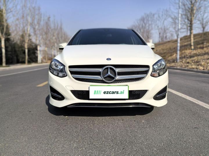 B-Class 2015 B 200 Dynamic photo 2