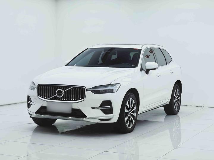 XC60 2023 B5 AWD Luxury