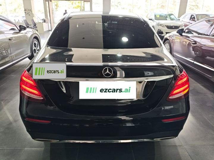 E-Class 2020 Facelift E 260 L Sport photo 5