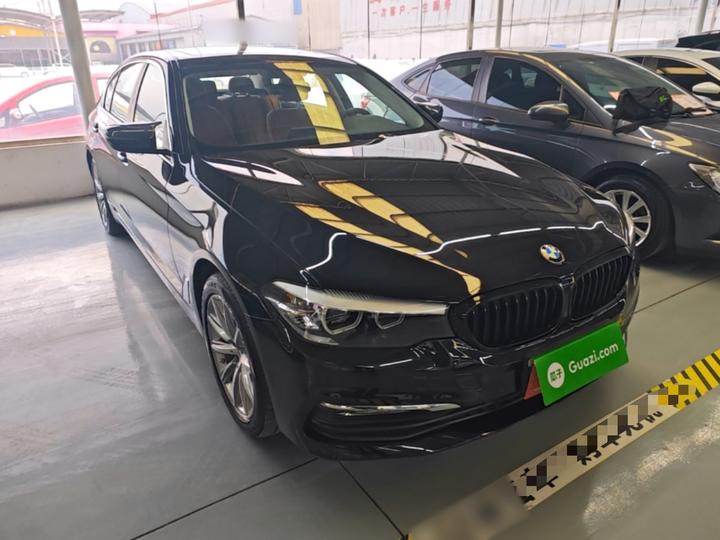 5 Series 2018 528Li Special photo 3