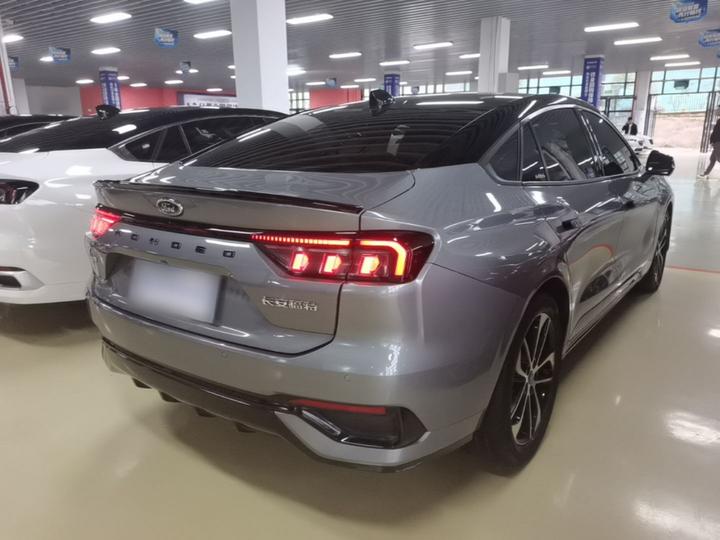 Mondeo 2022 EcoBoost 245 ST-Line photo 6
