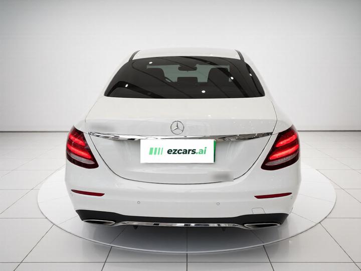 E-Class 2019 E 200 L Sport photo 3