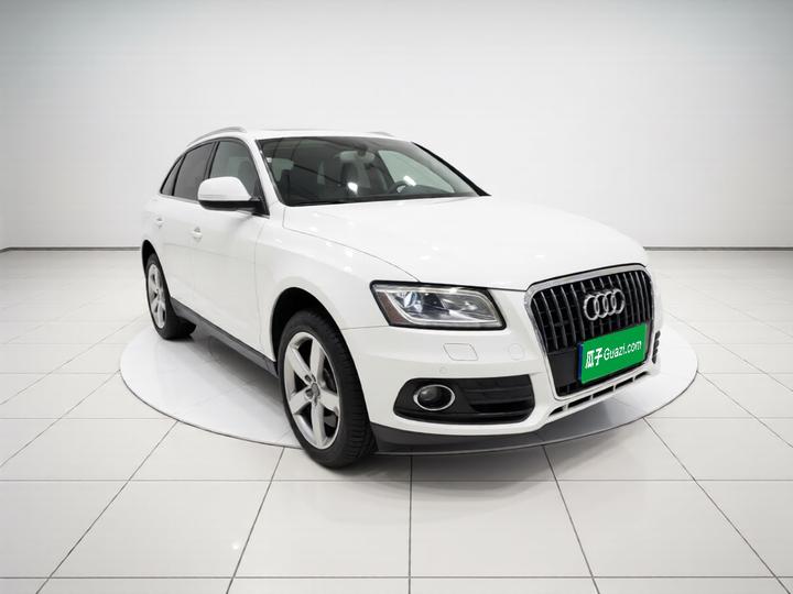 Q5 2017 40 TFSI Tech photo 3