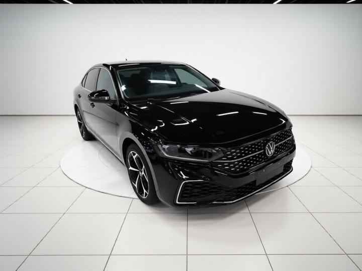 Passat 2023 Facelift 330TSI Elite photo 3