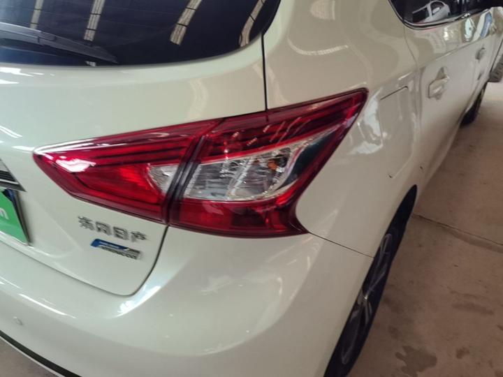 Tiida 2016 1.6L CVT photo 7