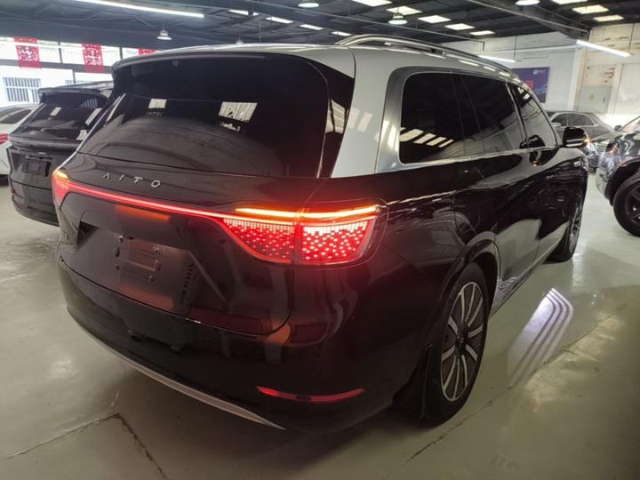 HIMA AITO M9 2024 EREV Ultra 52kWh 6-Seater photo 6