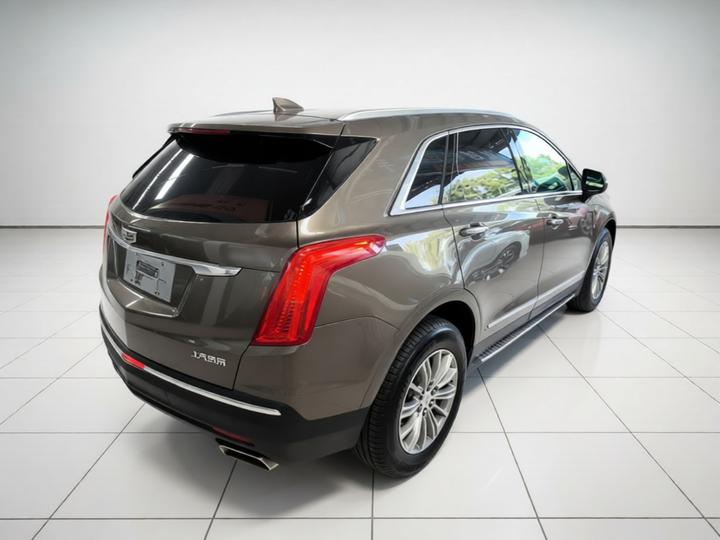 XT5 2016 28T AWD Luxury photo 6
