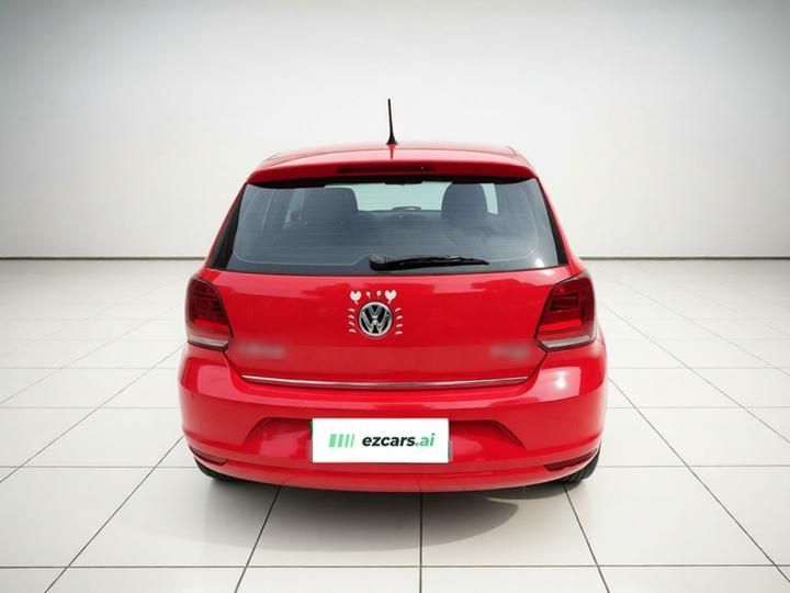 Polo 2016 1.6L AT Comfort photo 3