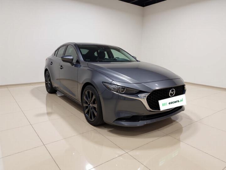 3 Axela 2022 2.0L AT photo 3