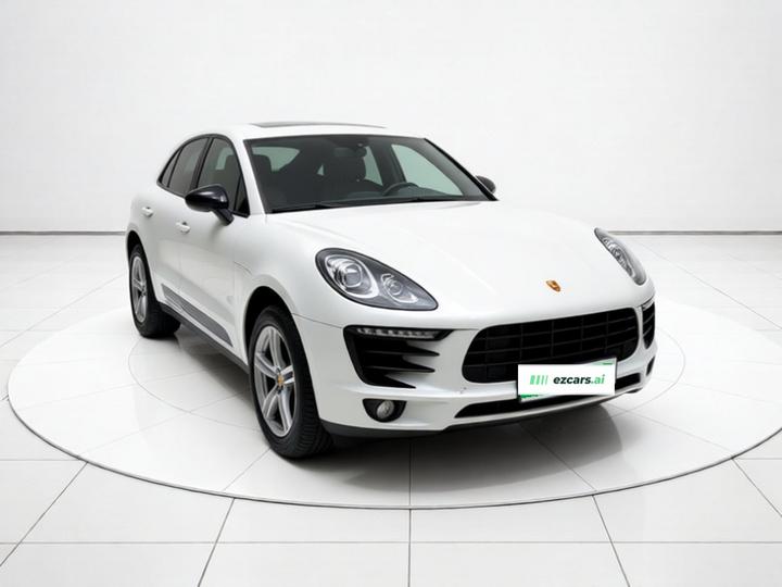 2017 Macan 2.0T photo 3