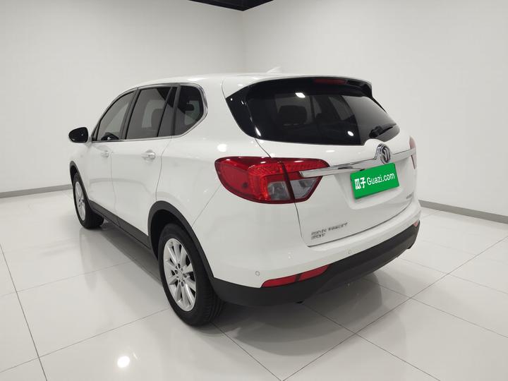 Envision 2015 20T RWD Leading photo 4