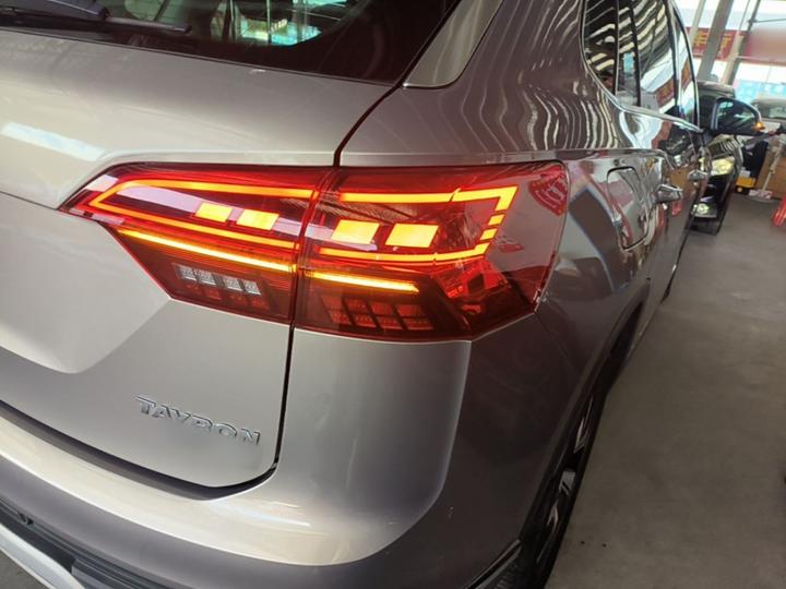 Tayron 2020 330TSI RWD Luxury Connected photo 7