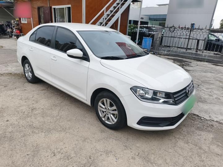 Santana 2021 1.5L AT photo 3
