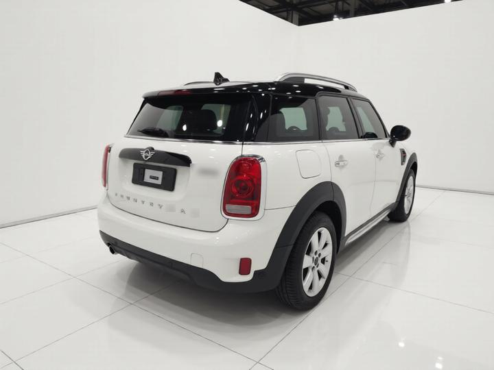Countryman 2018 1.5T COOPER Classic photo 6