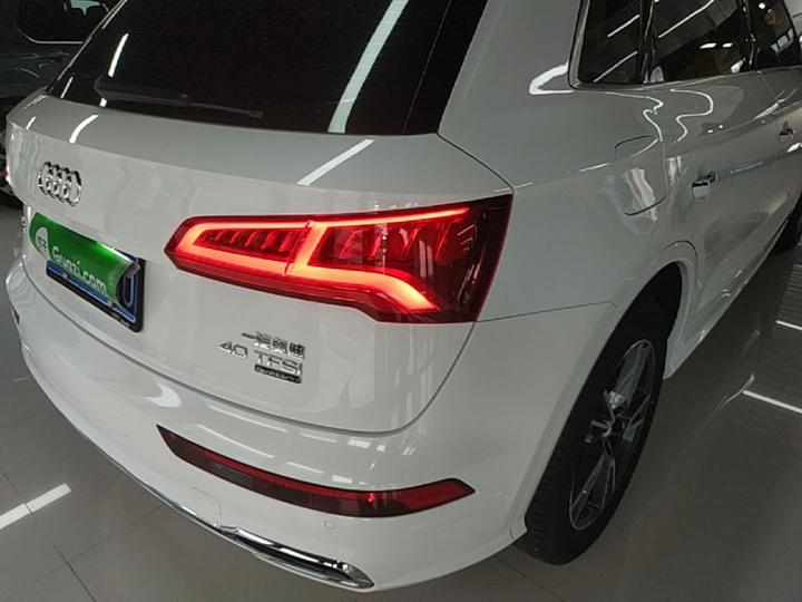Q5L 2020 Facelift 40 TFSI Fashion photo 6