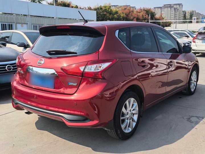 Tiida 2016 1.6L CVT photo 6