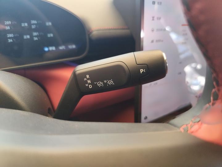 007GT 2025 RWD ADAS 75kWh photo 6