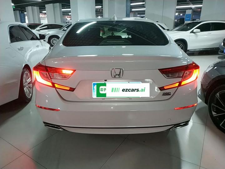 Accord 2018 260TURBO Elite China VI photo 5
