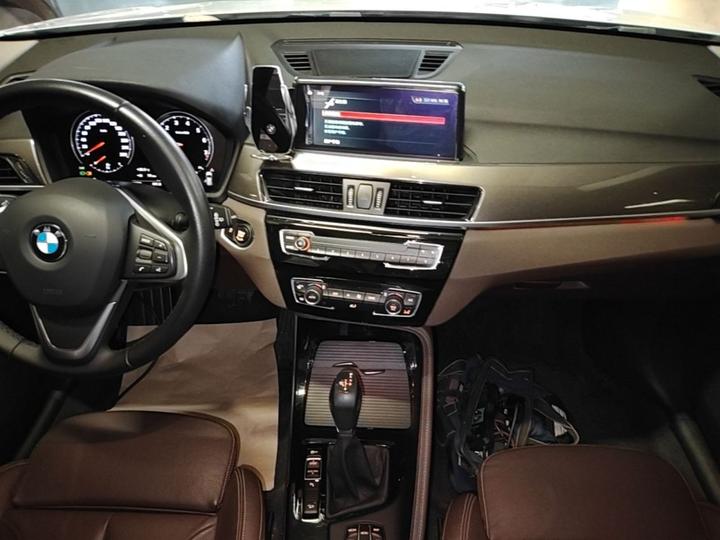 X1 2019 xDrive20Li Exclusive photo 8