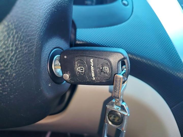 Verna 2016 1.4L AT Smart GLS photo 8