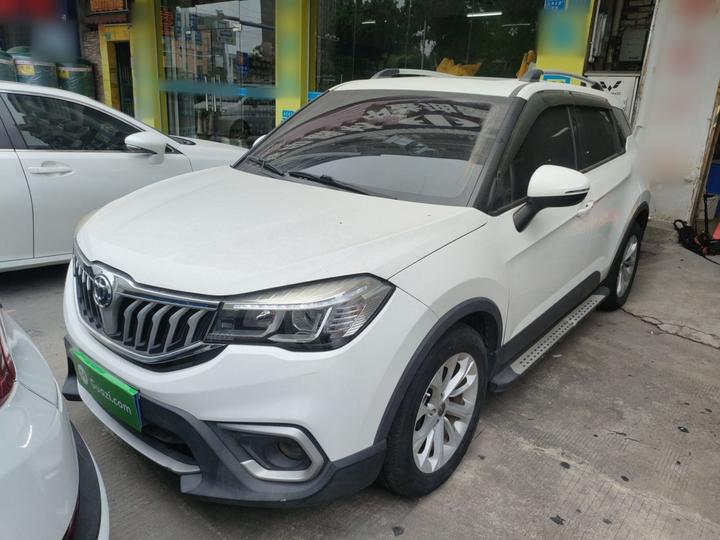 Zhonghua V3 2017 1.5L MT Smart