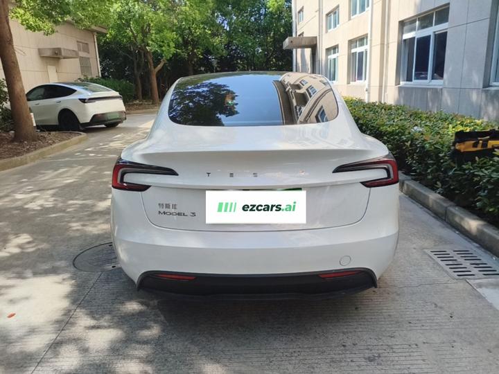 Model 3 2025 RWD photo 3