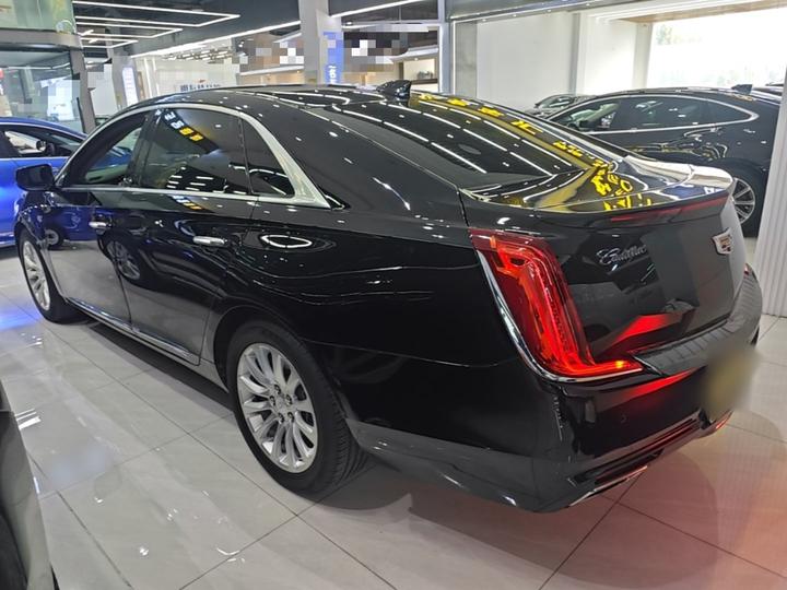 XTS 2018 28T Tech photo 4