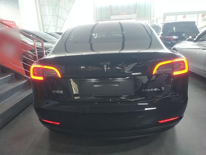 Model 3 2022 RWD photo 5