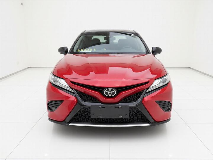 Camry 2019 Facelift 2.0S photo 2