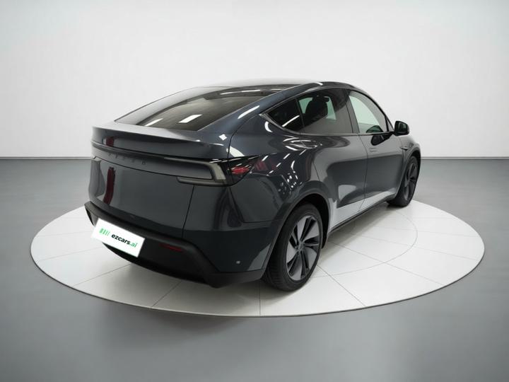 Model Y 2025 RWD photo 6