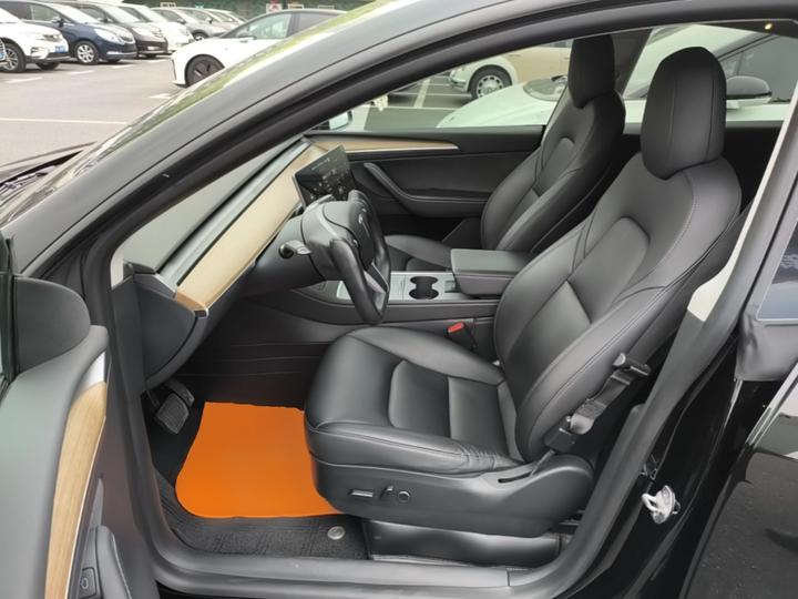 Model Y 2021 Standard Range RWD photo 6