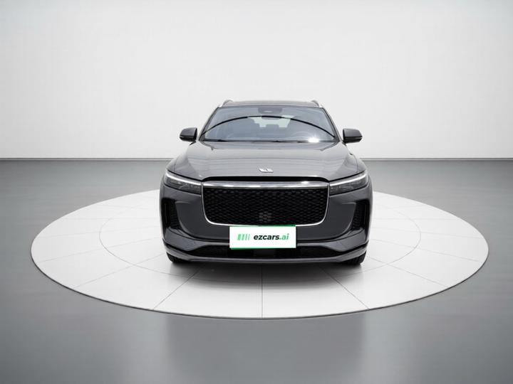 Li Auto ONE 2020 EREV 6-Seater photo 2