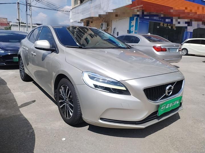 V40 2018 T3 photo 3