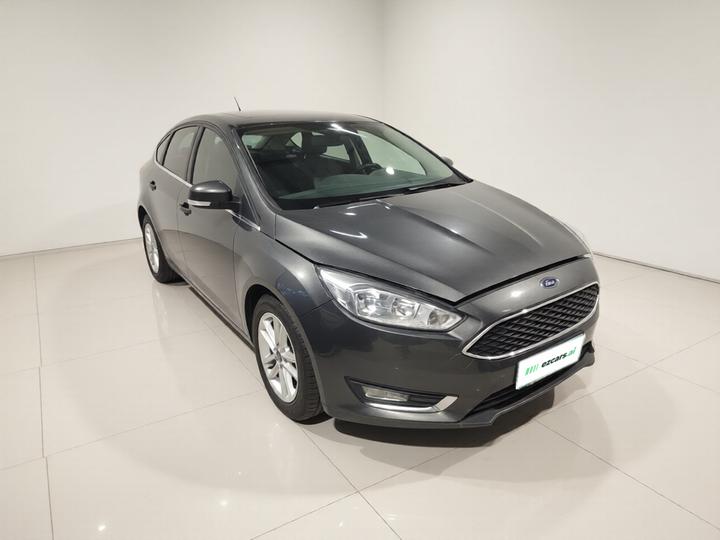 Focus 2017 Hatchback EcoBoost 180 AT Elite photo 3