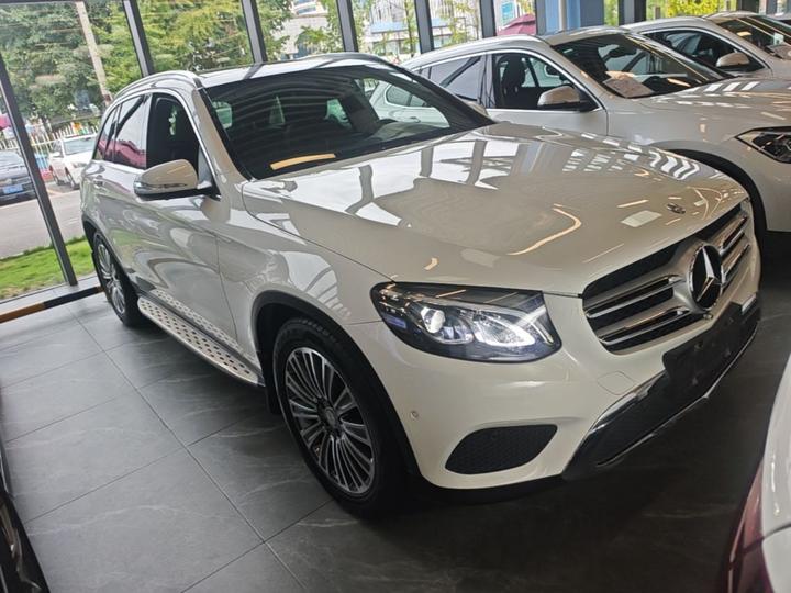 GLC 2016 GLC 200 4MATIC photo 3