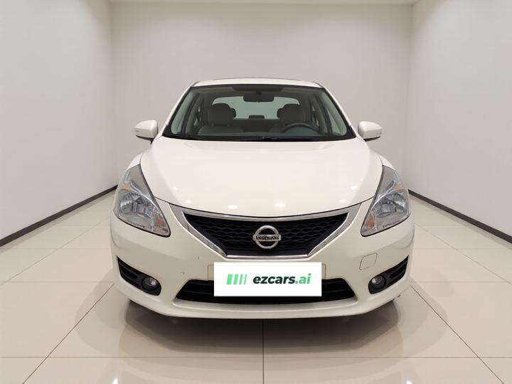 Tiida 2011 1.6L CVT Smart photo 2